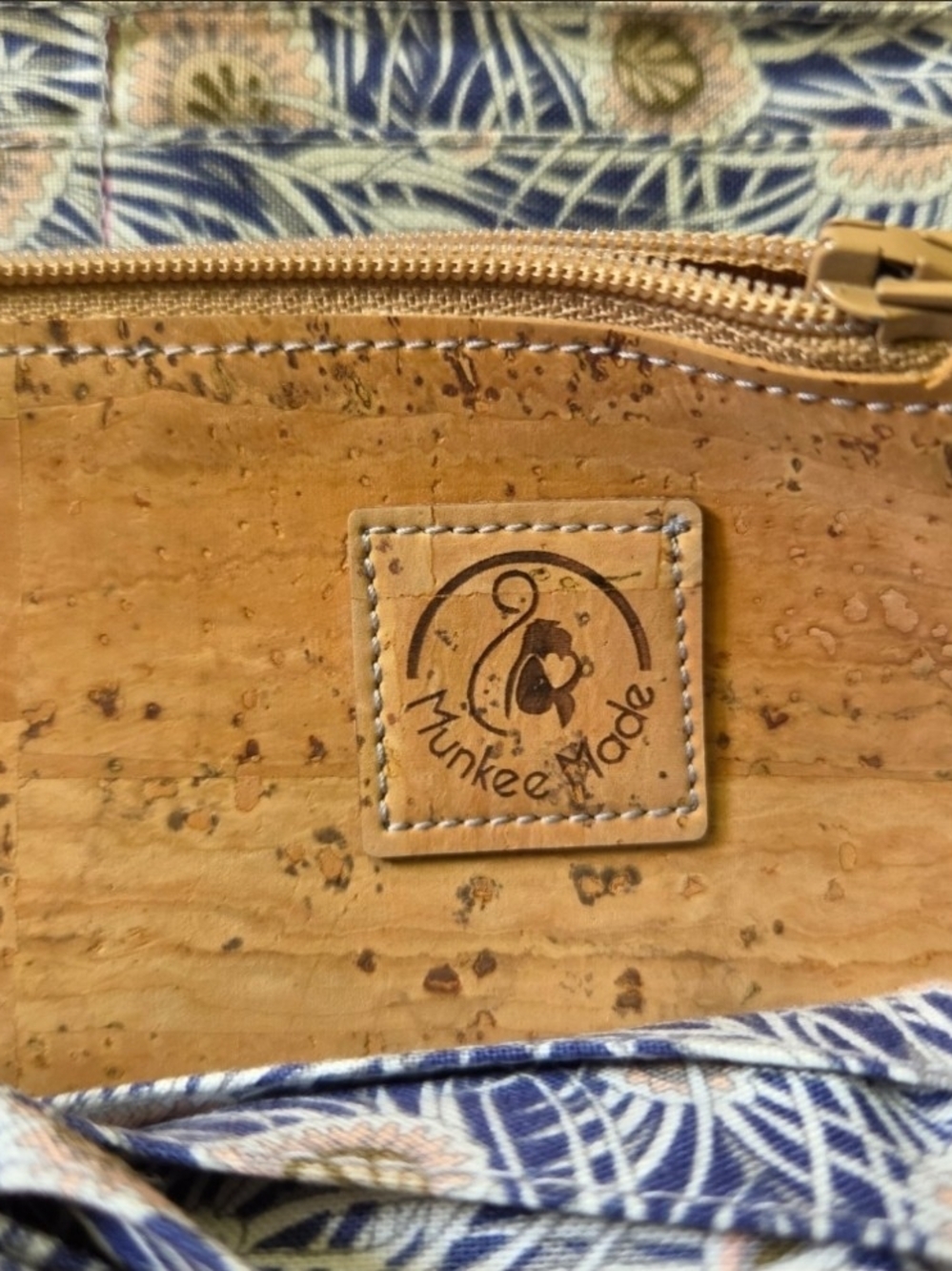 Munkee Made Cork Clutch Wallet Handmade Peacock Pattern Card Organizer - Picture 8 of 10
